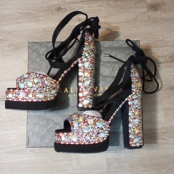 NIB Azalea Wang Brit Square Toe Strappy Platform Heel - Picture 5 of 16